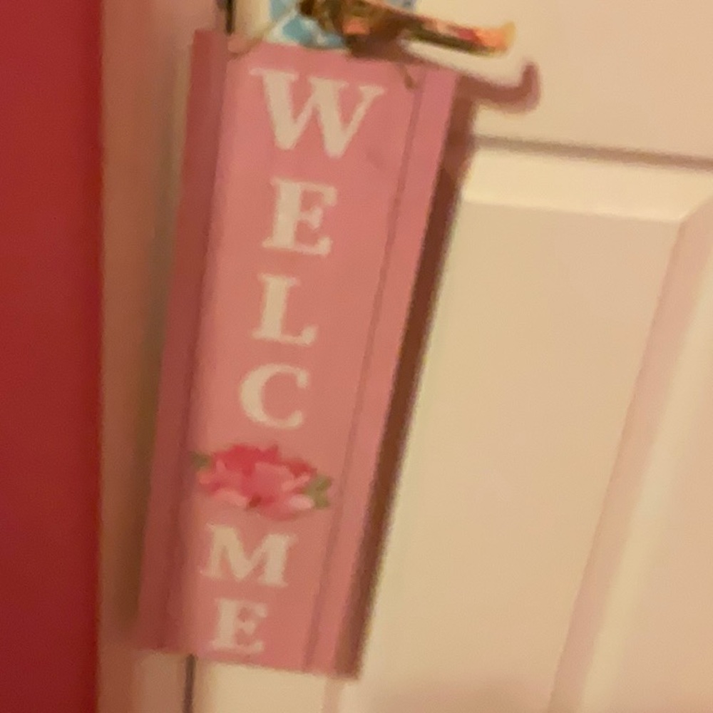 Perfect spring welcome decor